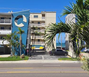 Madeira Beach Apartment | Sunset Beach Suites at Madeira Beach! Steps to Beach & Restaurants! - Suite 8