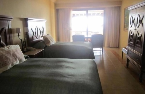Paraiso Escondido Resort | Sunset Beach Week 51, Week 52 or BOTH Weeks 2BM 2BA President End Unit, Spa Golf