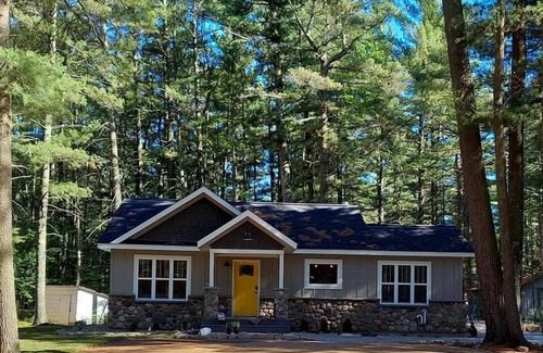 Manitowish Waters House | Sunset Cottage at Lazy Days on the Manitowish Chain