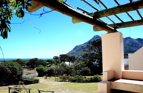 Noordhoek Cottage | Sunset Cottage Noordhoek, Cape Town