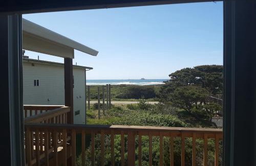 Gold Beach House | Sunset Cottage