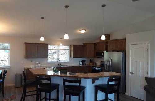 Gold Beach House | Sunset Cottage