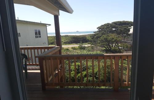 Gold Beach House | Sunset Cottage