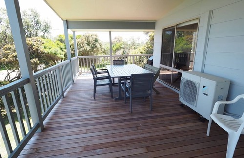 Sandy Point House | Sunset Deck Beach House Sandy Point