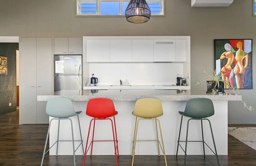 Wharewaka Apartment | Sunset dreamer Summar