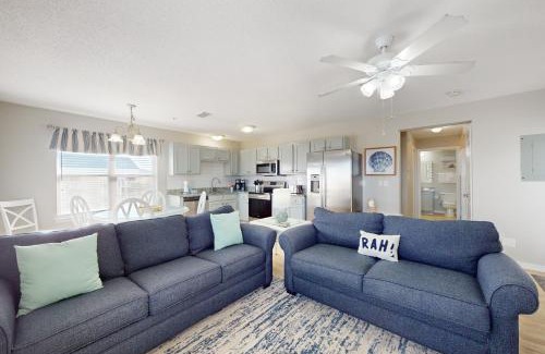 Fort Walton Beach Apartment | Sunset Dreamer @ Sunset Cottages, 5C