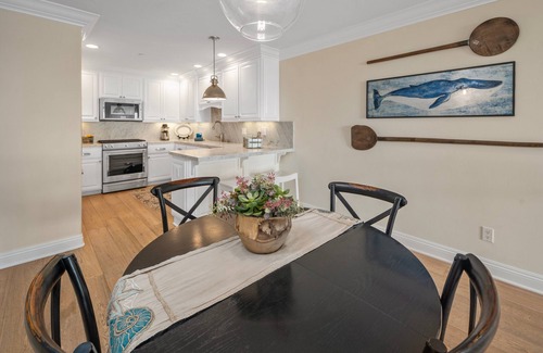 Carlsbad House | Sunset Dreams on the 101