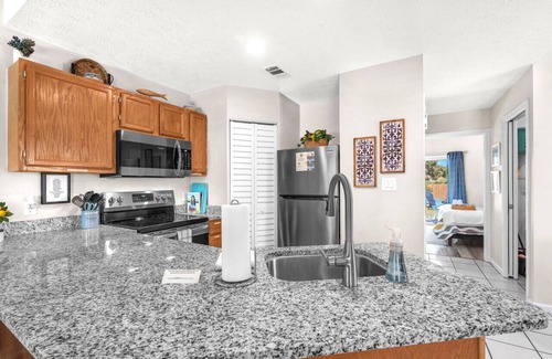 Gulf Lagoon Beach House | Sunset Dreams TOO King Bed 5 Min Walk to Beach!