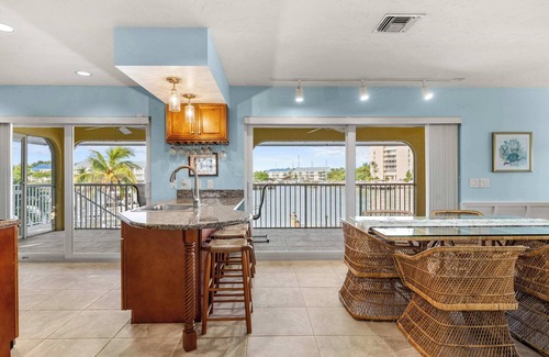 Key Colony Beach Villa | Sunset Harbor Waterfront Villa with Dock, Cabana Club