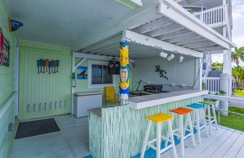 Bay Point House | Sunset Harmony | Oceanfront home in Key West with dock, bar & amazing view