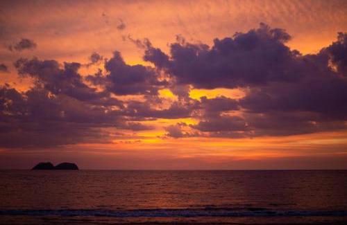 Playa Hermosa Villa | Sunset Harmony, Your Escape at Playa Hermosa