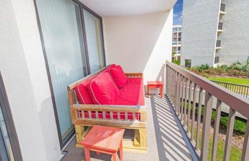 Litchfield by the Sea House | Sunset Haven 3 BR Condo in a Gated Beach Community