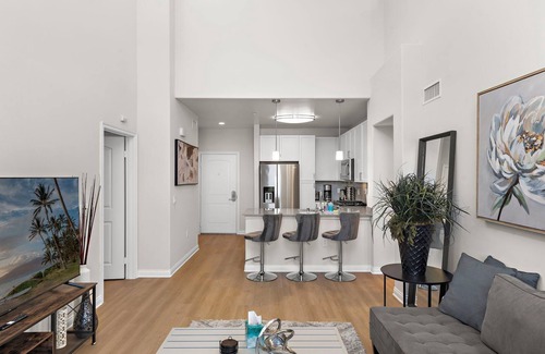 Airport Area Apartment | Sunset Haven: Luxurious 3Bed/Bath Retreat in Irvine, near SNA airport