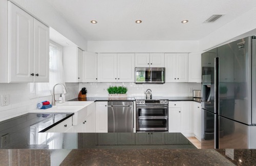 Indian Rocks Beach Condo | Sunset Hideaway - Private Dock, 3 Balconies, Stock Tank/Plunge Pool