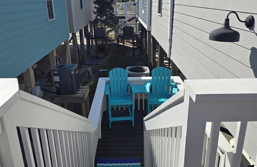 Garden City Cottage | Sunset Hideaway! Charming 2 bedroom cottage with pool in amazing Murrells Inlet