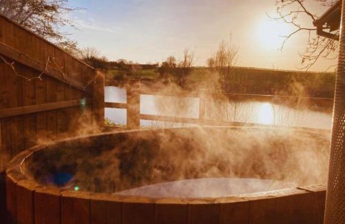 Arnold House | Sunset Lodge