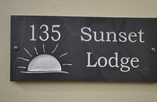 Portland House | Sunset Lodge