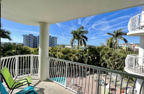 Treasure Island Condo | Sunset Nest: Two Bedroom Condo with Sunset Views