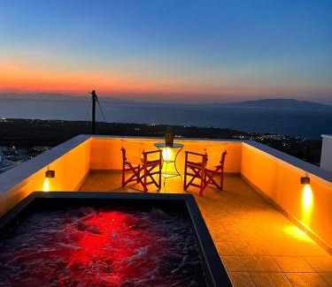 Finikia Apartment | Sunset Paradise Oia