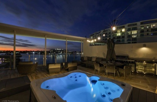 Miami Beach Condo | Sunset Penthouse |stunning views near the beach