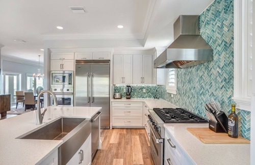 Sunset Beach House | Sunset Point - Dreamy Beach House, Hot Tub, Roof Top Deck, Great Location!