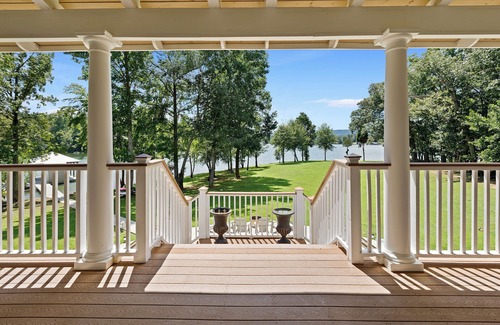 Spring City House | Sunset Point | Stunning Watts Bar Lake!