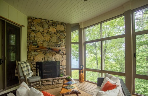 Burnsville Villa | Sunset Point Villa- Club Access