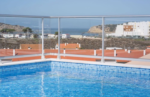 Sao Martinho do Porto Apartment | Sunset R - T2 Holiday Apartment By SCH