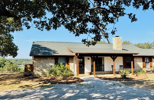 Palo Pinto House | Sunset Ridge - Lakeside Ranch w/Dock