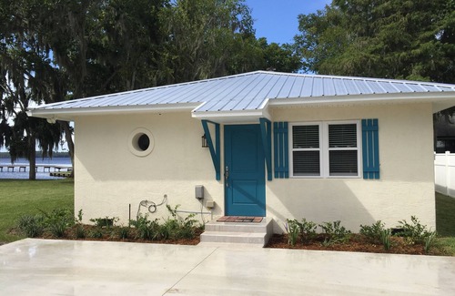 Crescent City Cottage | Sunset River Cottage on the Scenic St Johns River