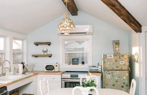 Elkton Cottage | Sunset River Shack -amazing waterfront view