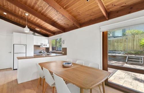 Jan Juc House | Sunset Sanctuary 500m to beach Pet Friendly