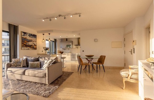 Sao Martinho Apartment | Sunset Seas View Modern T1 Self Catering Apartment