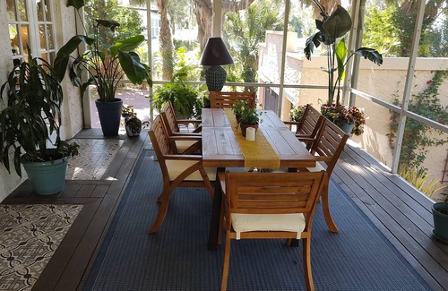 Sebring House | Sunset Serenade at your Beach House on Lake Jackson