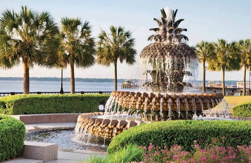 North Charleston House | ☆Sunset Serenity! Tropical Waterfront Oasis Private Patio 10Min->KingSt & Beach☆