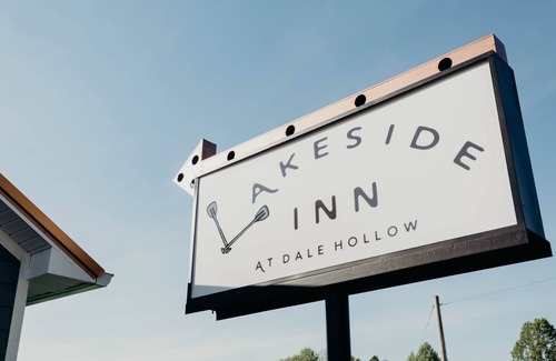 Byrdstown Apartment | Sunset Suite - Charming Two Bedroom Suite at the Lakeside Inn at Dale Hollow