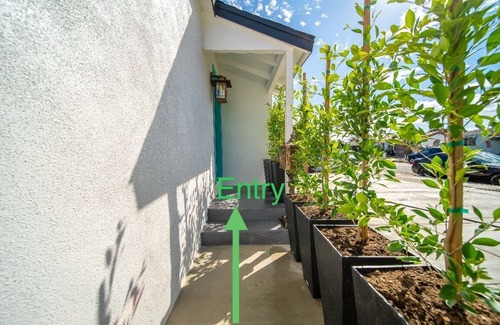 Hawthorne House | Sunset Vacation Home