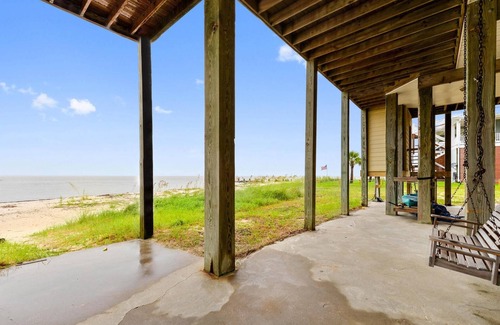 Ocean Springs House | Sunset View Beach House in Ocean Springs - Beachfront property