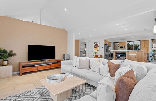 Mount Martha House | Sunset View Luxury 4 Bedrooms With Sauna