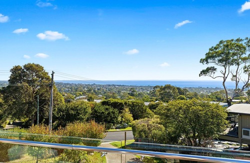McCrae House | Sunset Views - Cozy McCrae Getaway