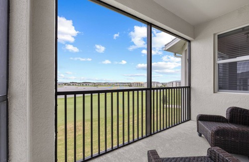Immokalee Apartment | Sunset views over the 9