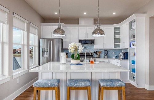 Rockport House | Sunset Views | Private Pool & Hot Tub | Outdoor Kitchen | Boat Lift | Ice Maker