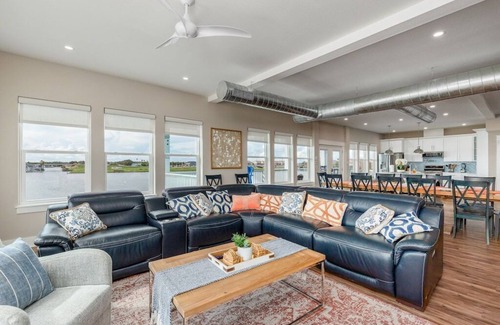 Rockport House | Sunset Views | Private Pool & Hot Tub | Outdoor Kitchen | Boat Lift | Ice Maker