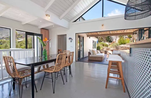Cape Peninsula Villa | Sunset Villa Scarborough with Pool and Garden