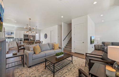 Heber House | Sunset Vista -4 Bedroom House - Ski, Hike & Explore, Perfect Heber City Location