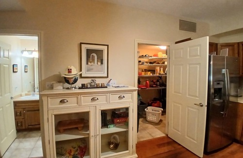North End Condo | Sunset Waterfront Resort 4. Luxury Lakeside, Lakeview 2 bed/2 bath Kelowna Condo
