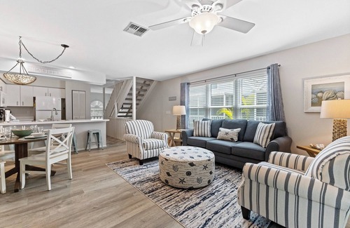 Holmes Beach Condo | Sunsets & Daydreams – Good Times & Sunshine!