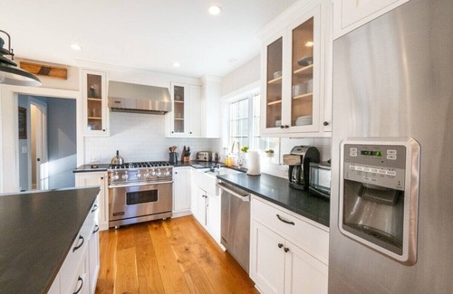 Great Barrington House | Sunsets On Blue Hill, Newly Renovated Farmhouse