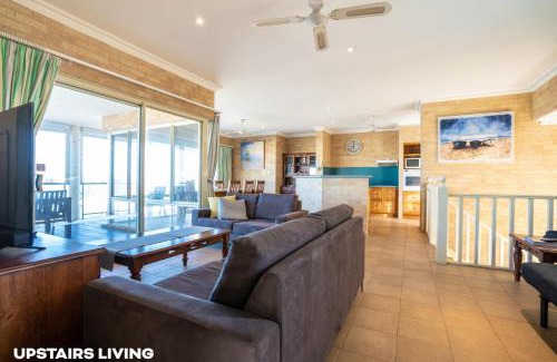 Kalbarri House | Sunsets on Murchison Top Only - Kalbarri WA
