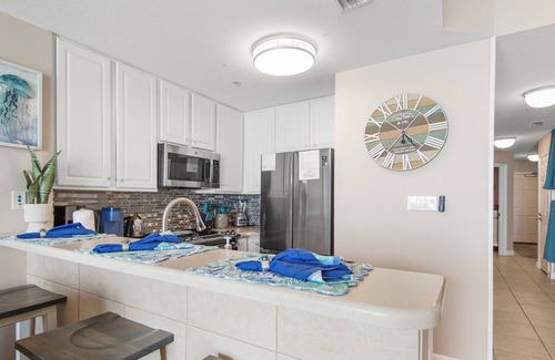 Thomas Drive Condo | Sunsets on the Gulf! 5 star host. Available dates for bookingn9/27-10/5